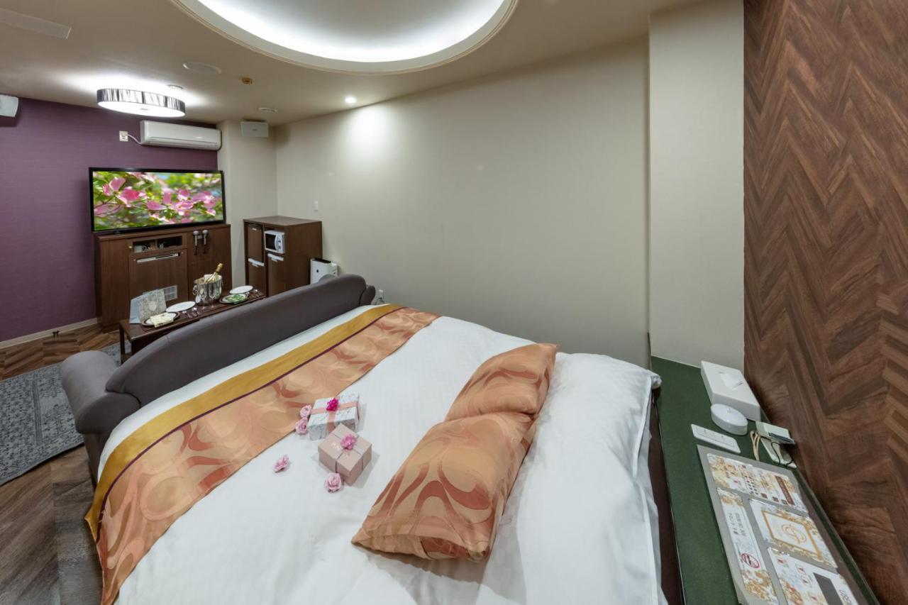 סנדאי Hotel Ｇem (Adults Only) מראה חיצוני תמונה